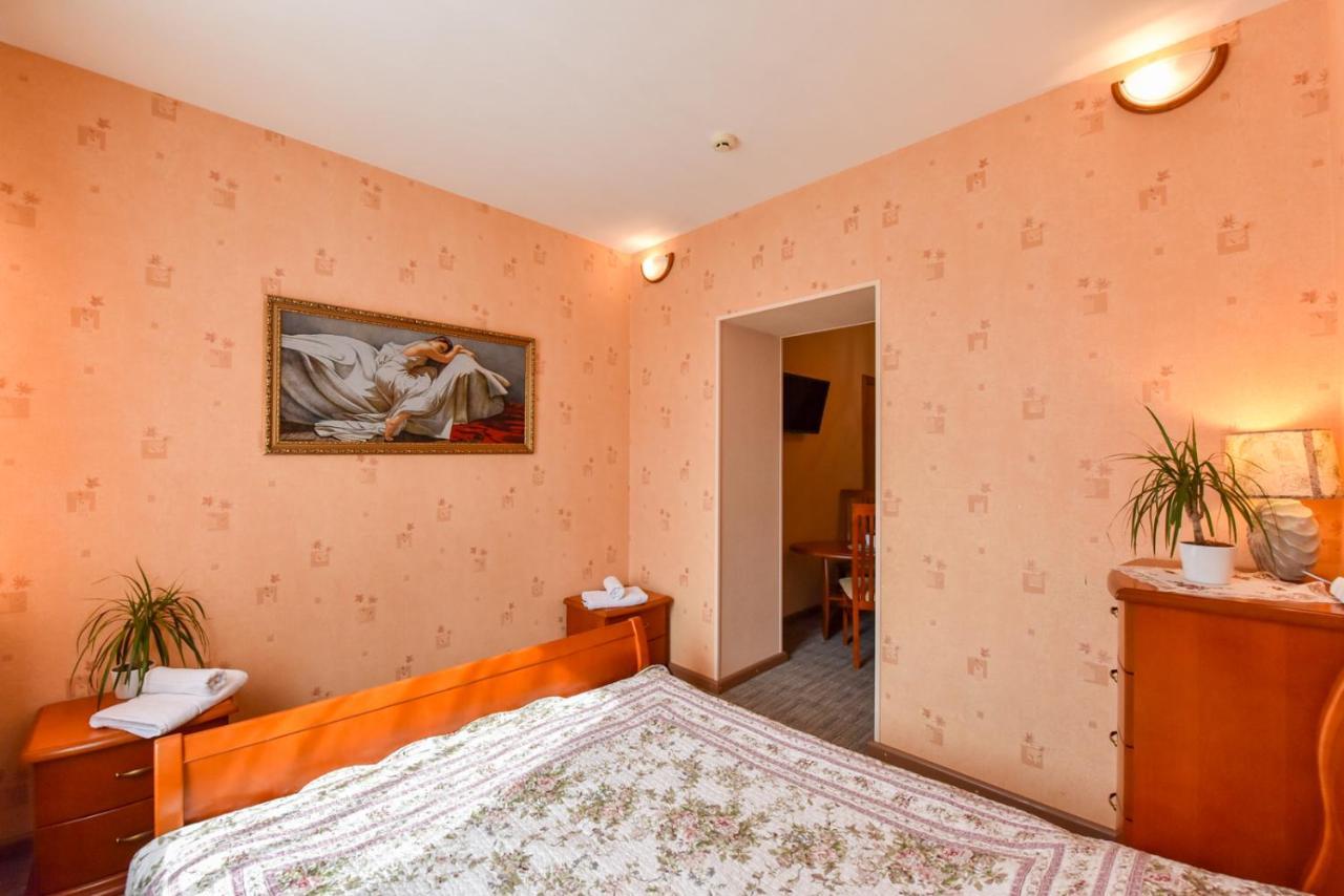 Hotel Jugend With Self Check-In เลียปาญา ภายนอก รูปภาพ