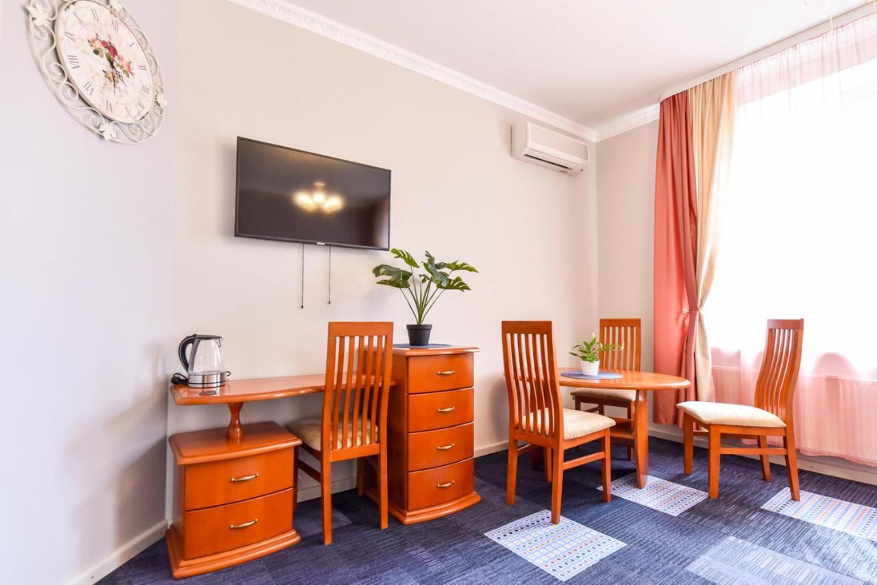 Hotel Jugend With Self Check-In เลียปาญา ภายนอก รูปภาพ