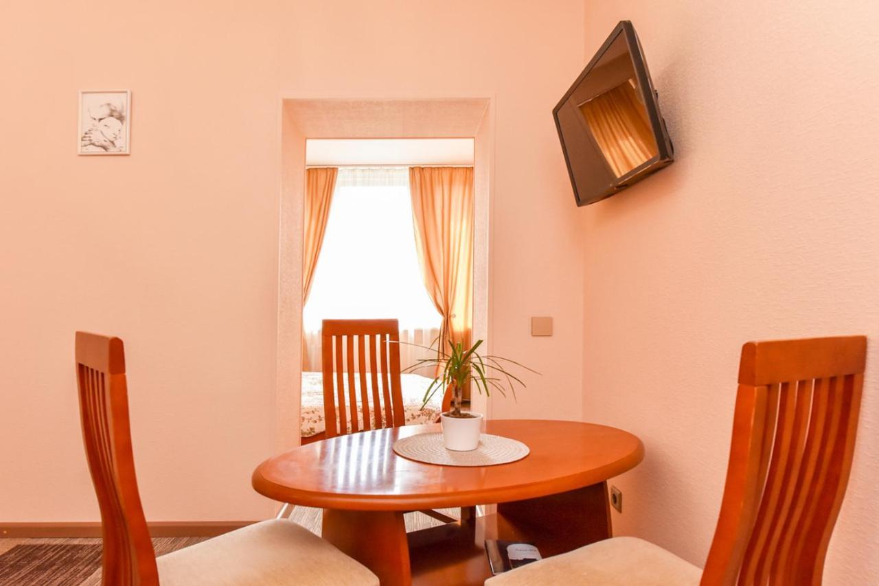 Hotel Jugend With Self Check-In เลียปาญา ภายนอก รูปภาพ